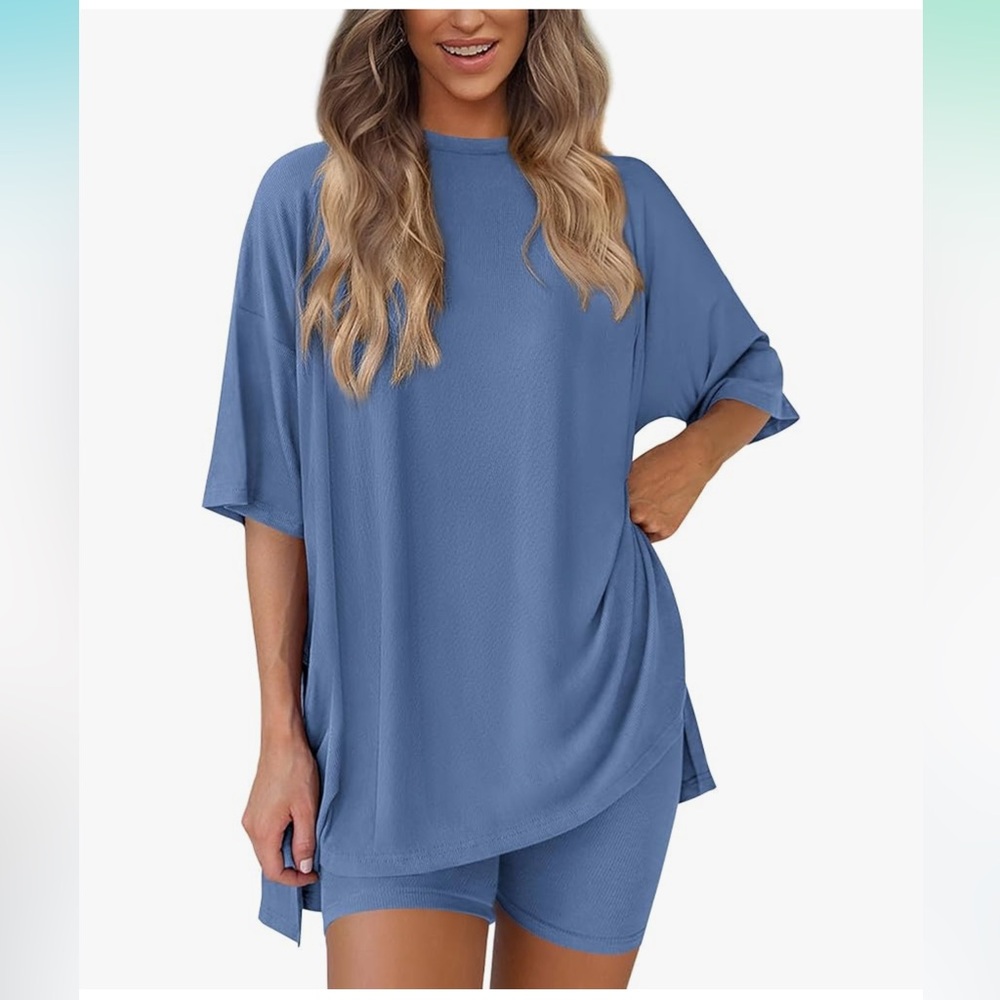 pretty garden Blue Lounge short Set 2 piece
